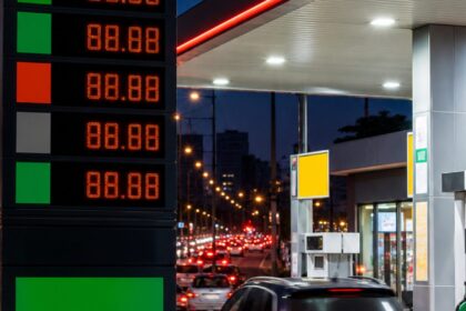 Koniec „Ceny Paliwa Niżej” po 30 czerwca. Domański potwierdził, co dalej czeka kierowców