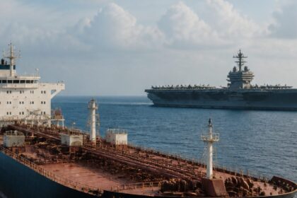 USA unieruchomiły siódmy statek w rejonie Zatoki Perskiej i Omańskiej. Blokada portów irańskich ma pozostać w mocy