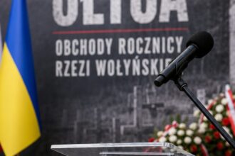 Burza po przemówieniu Piotra Łukasiewicza na Ukrainie. TV Republika wskazuje na jego wcześniejszą służbę w WSI