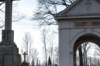 IPN odnalazł szczątki czterech osób na cmentarzu w Raciborzu