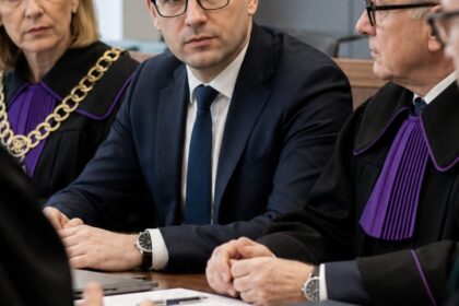 Sąd Najwyższy uchylił zarządzenie ministra w sprawie przerwy w czynnościach sędziego Łukasza Piebiaka
